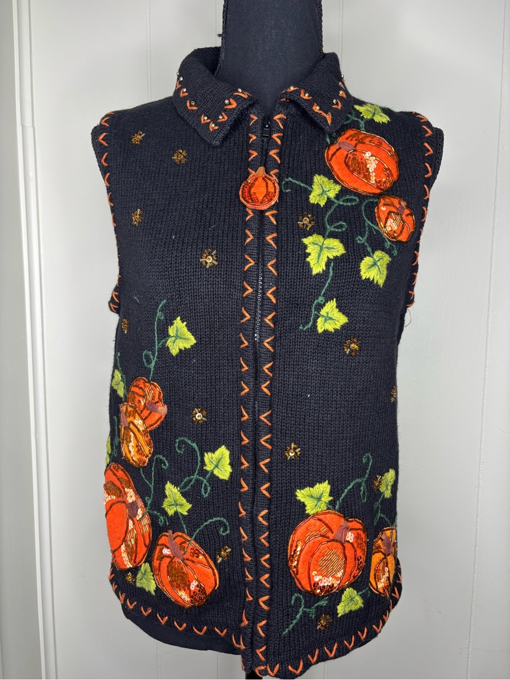 Vintage White Stag Halloween Vest Knit Embroidered Beaded Pumpkins Womens Size S